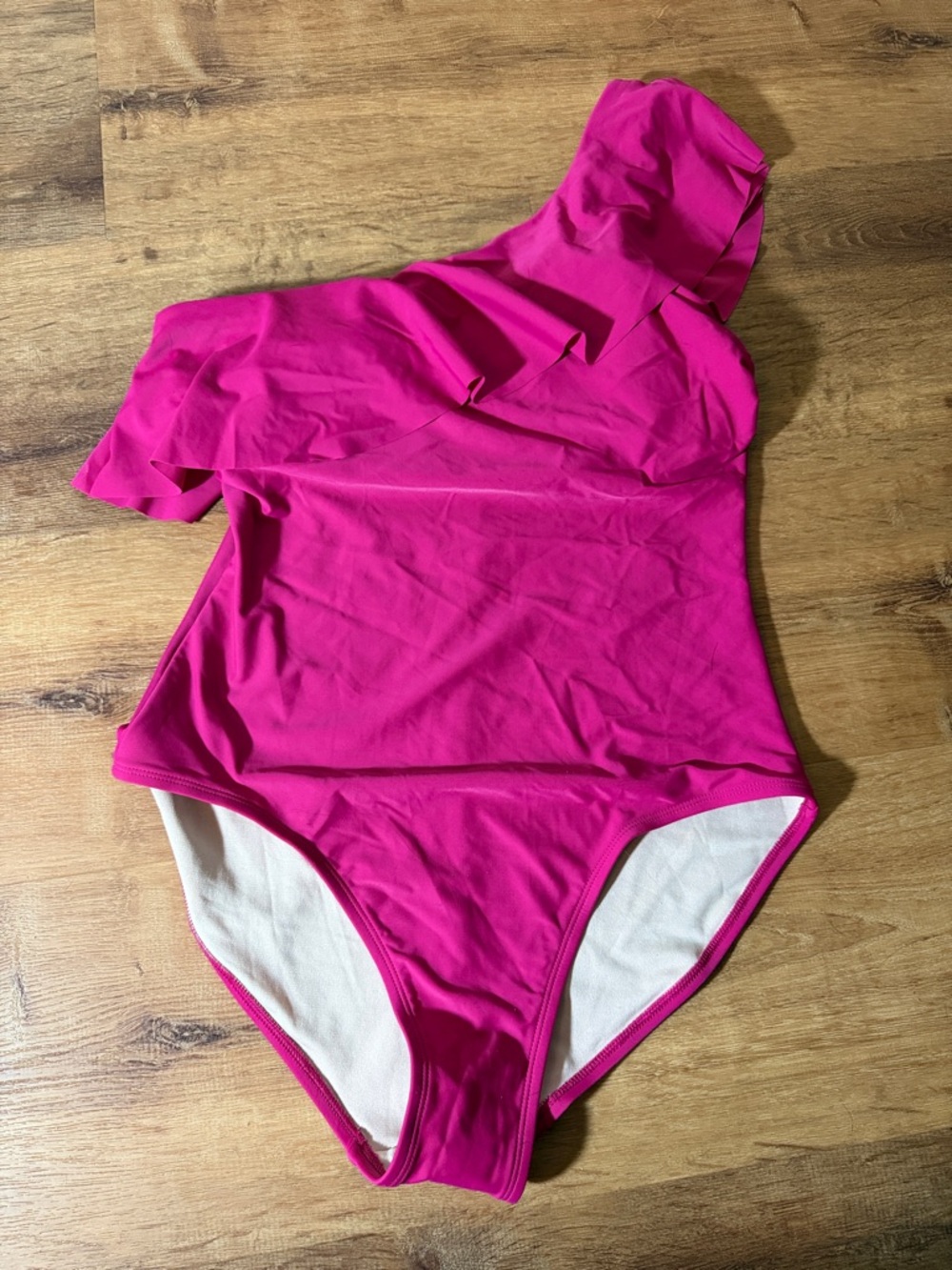 NWT!!!!One-Shoulder Ruffle Swimsuit in Bright Pink size large(12/14)